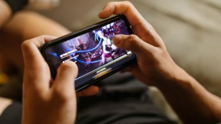 How Players Approach Online Gaming